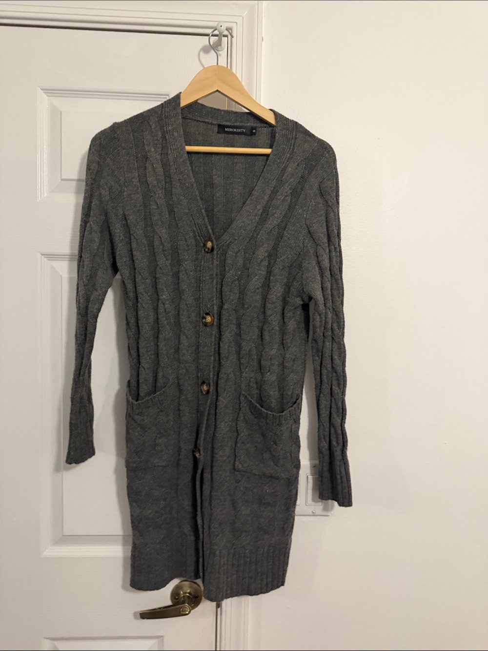 Merokeety Gray Cable-Knit Long Cardigan with Pockets